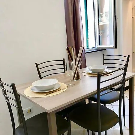 Like - Piazza Bresca Appartement