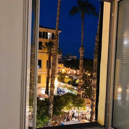 Like - Piazza Bresca Lejlighed