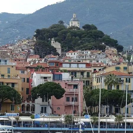 Like - Piazza Bresca * Sanremo